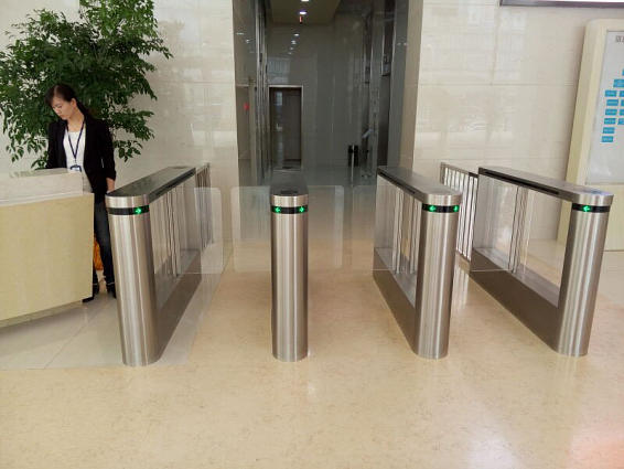 武漢中部創(chuàng)意大廈通道閘